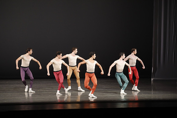 20170113_Glass_Pieces_Akhnaten_PR_MCB_Arsht_73A0732