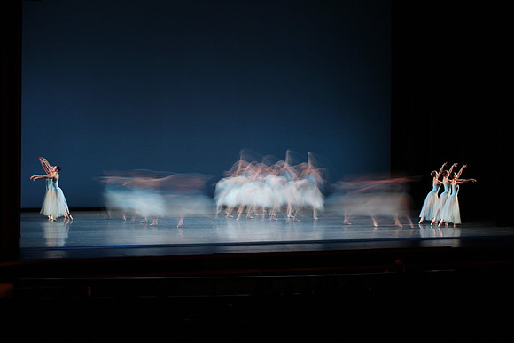 20170113_Seranade_Motion_Blur_PR_9C7C0080