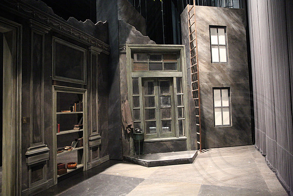 20150507_Opera_The_Consul_Backstage_9C7C4759