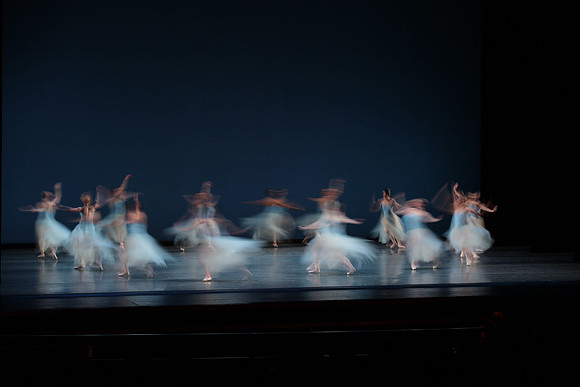 20170113_Seranade_Motion_Blur_PR_9C7C0170