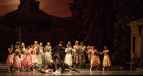20161022_MCB_Giselle_Act1_2Cast_Tricia_Arsht_73A9448