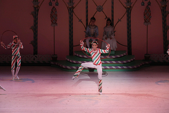 20141229_Nutcracker_WPB_Hoops_CG3P1377