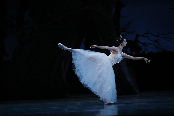 20161020_MCB_Giselle_Act2_DRDA_Arsht_73A5988