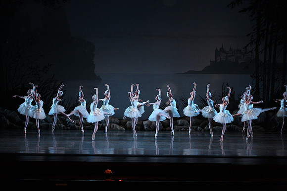 20151022_MCB_Swan_Lake_DR_Arsht_IMG_7930