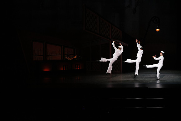 20151022_MCB_Fancy_Free_Warmup_Stage_Arsht_75A5317