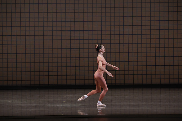20170113_Glass_Pieces_no Makeup_DR_MCB_Arsht__73A0439