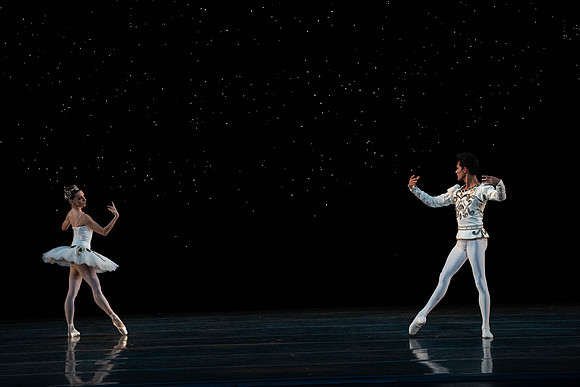 20220317_Dimonds_Dress Rehearsal_DSC1731