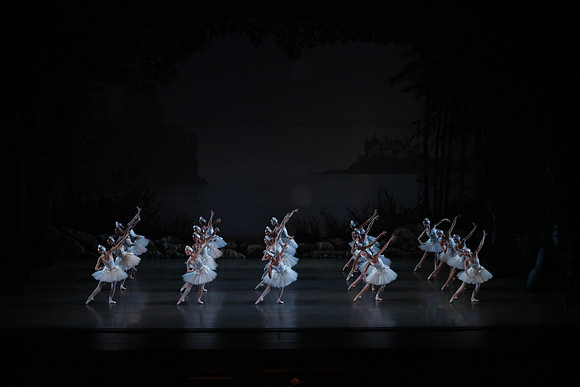 20151022_MCB_Swan_Lake_DR_WD_Arsht__75A6687
