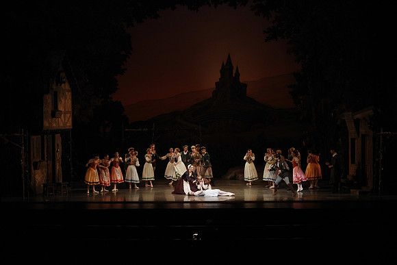 20161020_MCB_Giselle_Act1_DRSH_75A0034