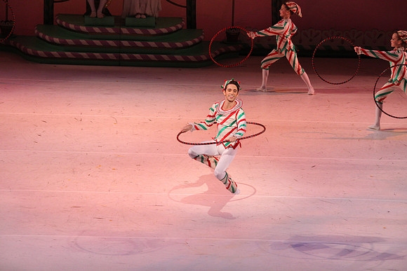20141229_Nutcracker_WPB_Hoops_CG3P1417