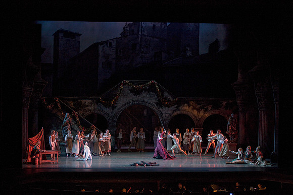 5029_DG_Miami_City_Ballet_Romeo_and_Juliet_Broward_center_2011IMG_1093