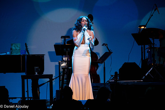 20201219_Deborah_Cox_9C7C3881
