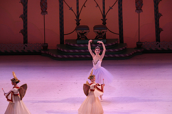 20141229_Nutcracker_WPB_Angels_CG3P0054