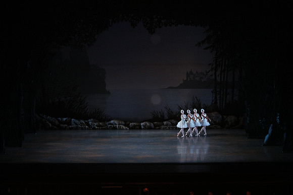 20151022_MCB_Swan_Lake_DR_WD_Arsht__75A7715