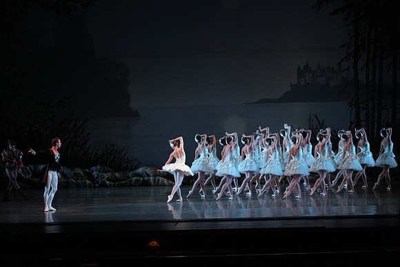 20151022_MCB_Swan_Lake_DR_Arsht_IMG_8153