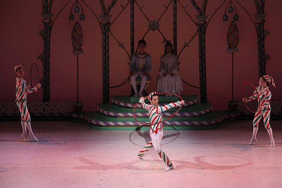 20141229_Nutcracker_WPB_Hoops_CG3P1388