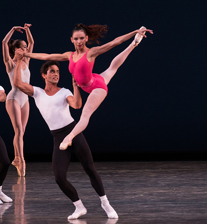 20150109_MCB_SI3M_Dress_Hear_the_Dance_CG3P0528