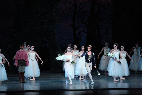 20161021_MCB_Giselle_Act2_Preformance_Arsht_9C7C0080
