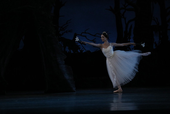 20161020_MCB_Giselle_Act2_DRDA_Arsht_73A6056