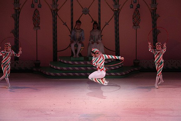 20141229_Nutcracker_WPB_Hoops_CG3P1370