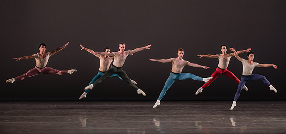 20170113_Glass_Pieces_Akhnaten_PR_MCB_Arsht_73A1074