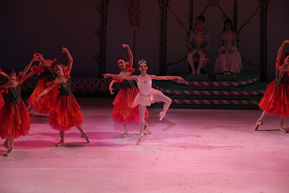 20141229_Nutcracker_WPB_Flowers__CG3P2212