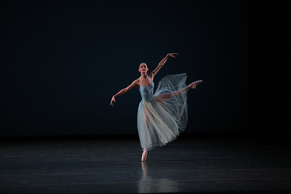 20170114_Serenade_Preformance_Tricia_Jeanette_Emily_Saturday_MCB_9C7C0115