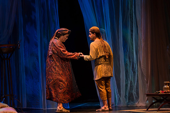 20150226_The_Pearl_Fisher_Act_39C7C2857