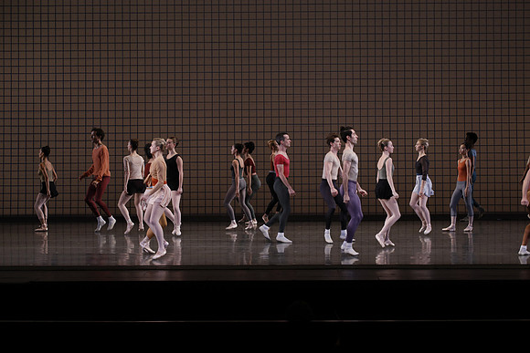 20170113_Glass_Pieces_no Makeup_DR_MCB_Arsht__73A0395
