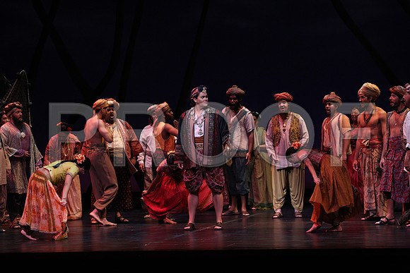 20150226_The_Pearl_Fisher_Act_29C7C0597