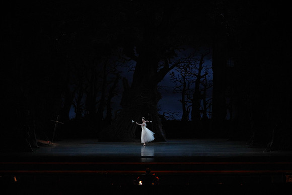 20161020_MCB_Giselle_Act1_DRSH_75A0129