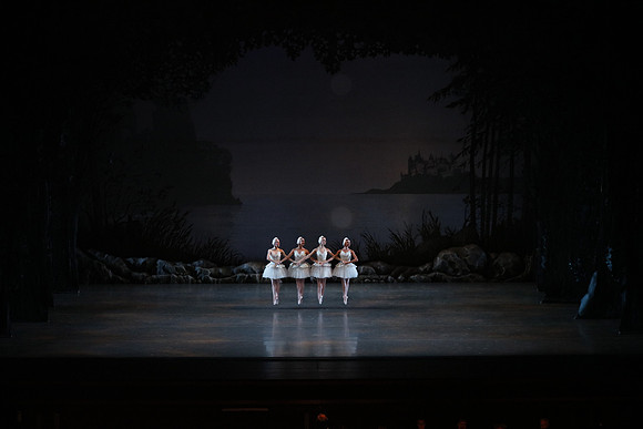 20151022_MCB_Swan_Lake_DR_WD_Arsht__75A7770