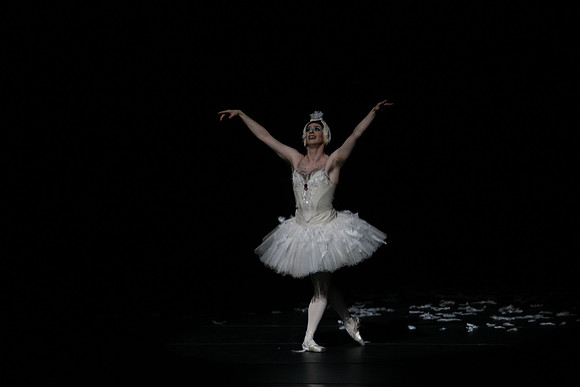 20150215_Les_Ballets_Trockadero_de_Monte_Carlo_CG3P0013