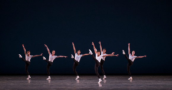 20150108_MCB_SI3M_Dress_Hear_the_Dance_CG3P0679