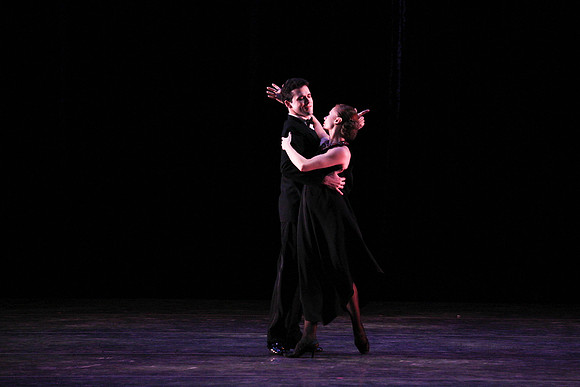 20150108_MCB_9_Sinatra_Dress_Hear_the_Dance_CG3P2230