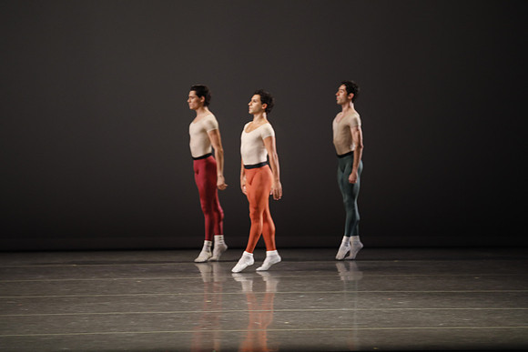 20170113_Glass_Pieces_Akhnaten_PR_MCB_Arsht_73A0704