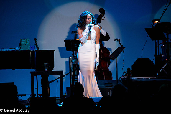 20201219_Deborah_Cox_9C7C3882