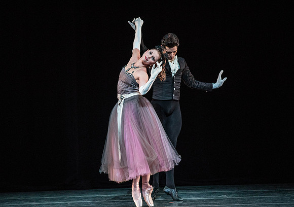 20180405_La Valse_Balanchine_Ravel__73A4378