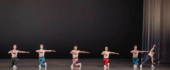 20170113_Glass_Pieces_Akhnaten_PR_MCB_Arsht_73A1008