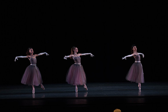 20180406_La_Valse_Motion_Blur_Balanchine_73A7000