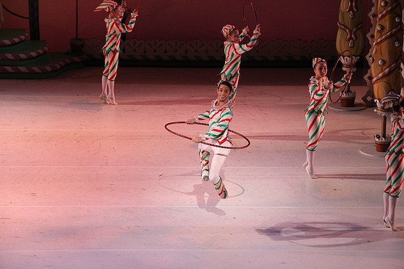 20141229_Nutcracker_WPB_Hoops_CG3P1412
