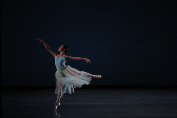 20170114_Serenade_Preformance_Tricia_Jeanette_Emily_Saturday_MCB_9C7C0081