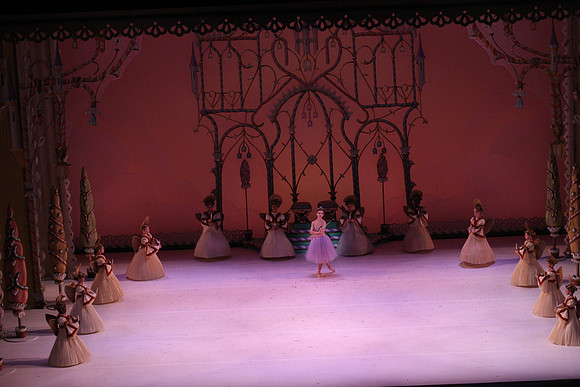 20141229_Nutcracker_WPB_Angels_CG3P0110