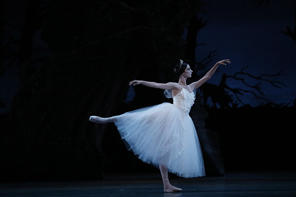 20161020_MCB_Giselle_Act2_DRDA_Arsht_73A5983