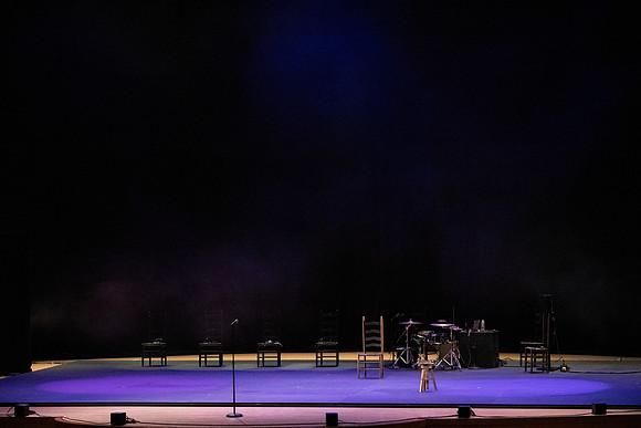 20250306_Eva Yerbabuena_oscuro brillante_DSC5952