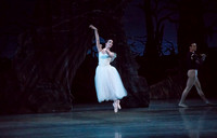 20161022_MCB_Giselle_Act2_2Cast_Tricia_Arsht_73A0070