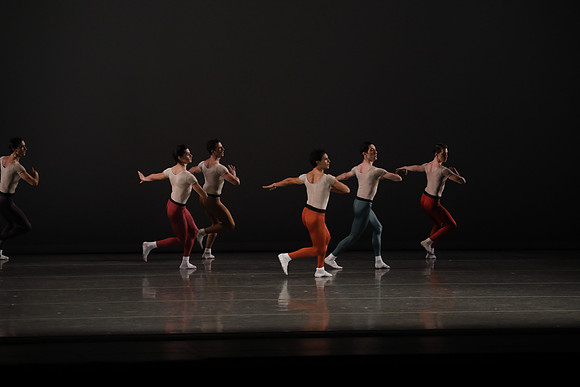 20170113_Glass_Pieces_Akhnaten_PR_MCB_Arsht_73A0797