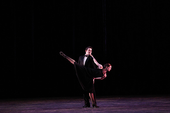 20150108_MCB_9_Sinatra_Dress_Hear_the_Dance_9C7C2792