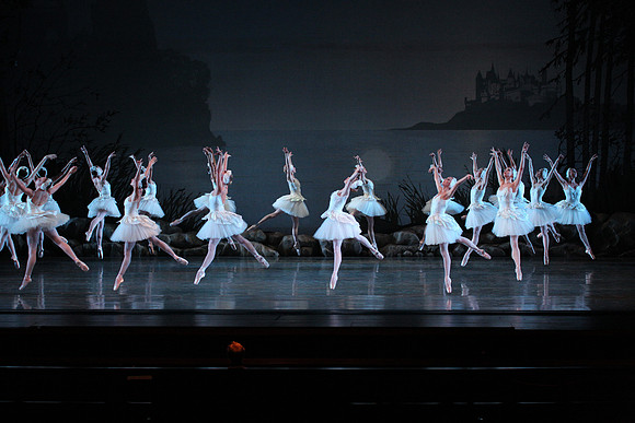 20151022_MCB_Swan_Lake_DR_Arsht_IMG_8042