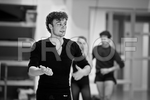 08092011_DG_Rehearsal_MCB_ZV4N7672